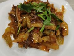 泡菜拌牛杂-康师傅私房牛肉面(北京南站店)
