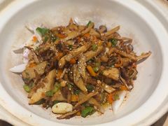 -那家老院子东北菜·饺子·小鸡炖蘑菇(艳华街店)