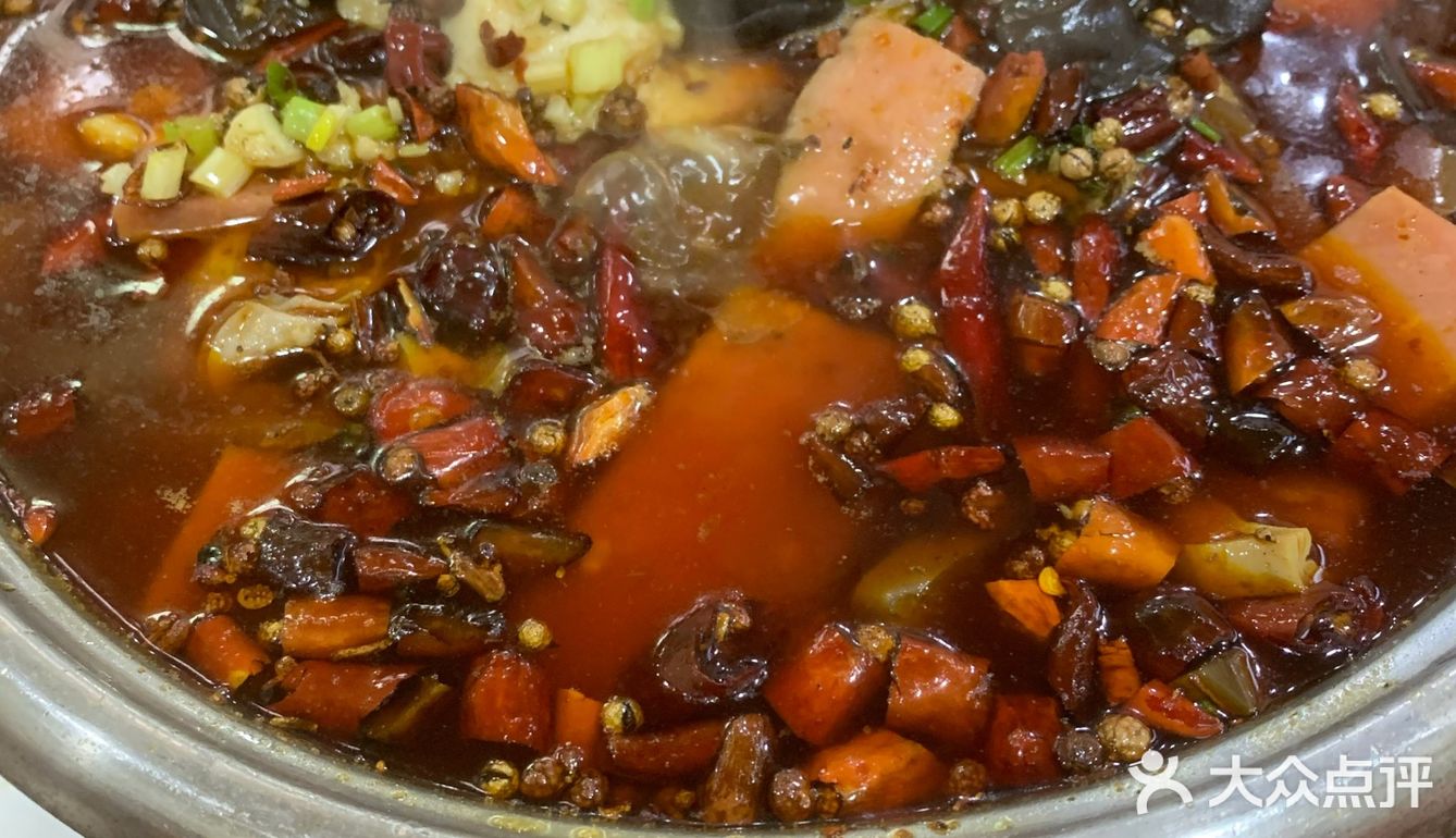 味道还是一如从前 比较喜欢毛血旺 里面料很足