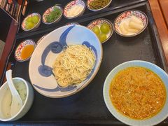 -寄畅興·百年蟹黄面·万国建筑群(外滩27号店)