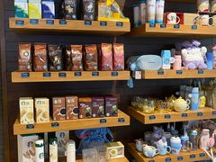 零售区-星巴克臻选(济南万达店)