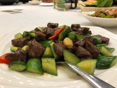 -老船夫婚宴婚庆会馆(延吉路店)