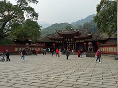 -峨眉山报国寺
