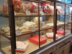 面包甜点陈列柜-霸王茶姬(南强街店)