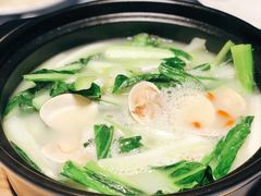 海贝煲连州迟菜心-79号渔船海鲜饭店(宝安店)