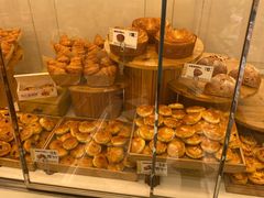 面包甜点陈列柜-味多美蛋糕(苏州街地铁店)