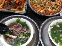 -乐山食古香跷脚牛肉