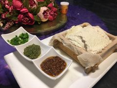 一块豆腐-95号酱骨·一块豆腐(展春园西路店)