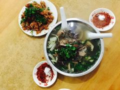 -周记翘脚牛肉