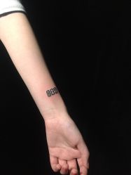 -木子·纹身店TATTOO穿孔·洗纹身
