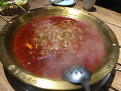 -小天鹅火锅·一线江景洪鼎旗舰店(洪崖洞店)