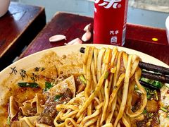 -方铲铲·成都板凳面(滨江银泰店)