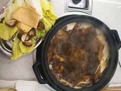 -牛知府云南菌汤鲜牛肉火锅(肖家湾店)