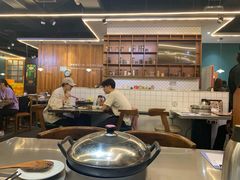 大堂-胡须佬鸡煲四季火锅店(石厦西村直营店)