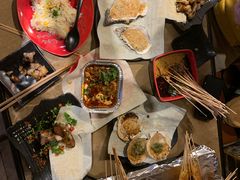 -何师烧烤Pro ·江湖川菜·小龙虾·精酿(太古里旗舰店)