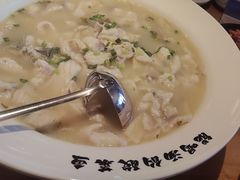 -严记小天府酸菜鱼(西四路店)