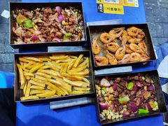 -老东镇啤酒屋海鲜加工·蒸汽海鲜·海鲜烧烤(台东店)