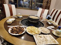 -峰瑞藏地美食·石锅鸡·牦牛肉(大昭寺品牌店)