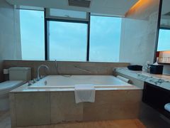 -上海龙之梦万丽酒店