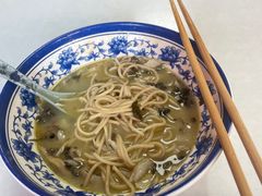 -明呈黄鱼面馆(斜土路店)
