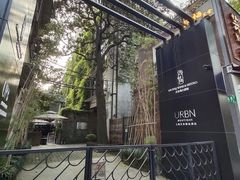-麦当劳(CP静安店)