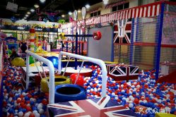 -开心哈乐亲子乐园(东森时尚百货店)