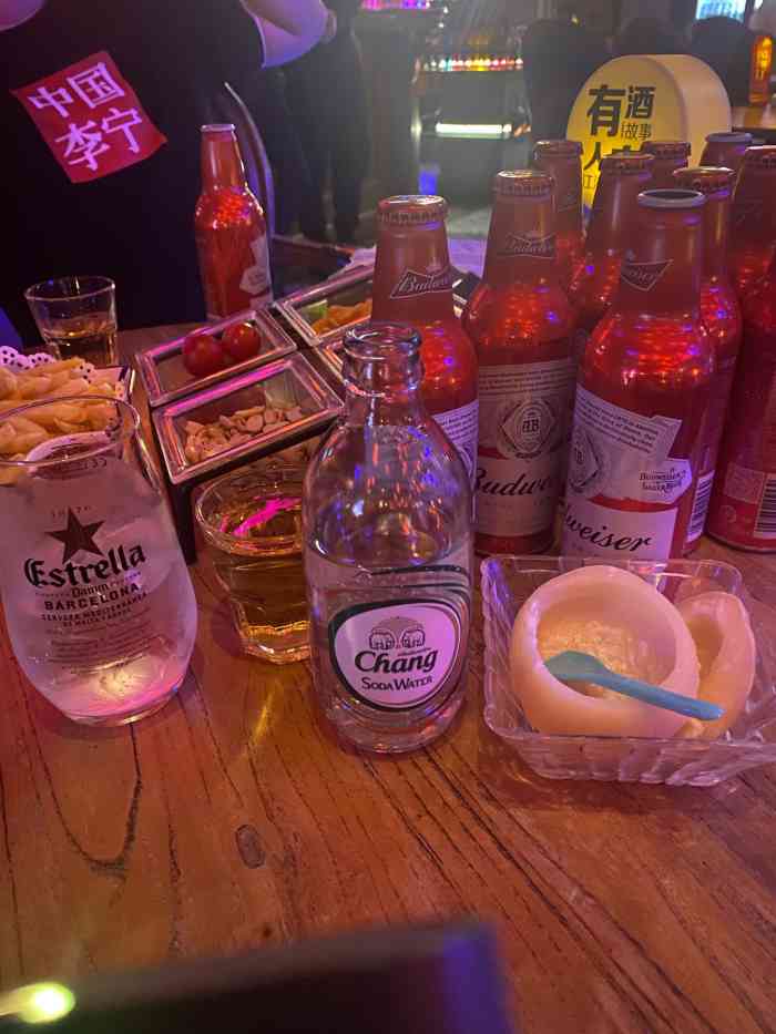 江湖酒吧-"在大连你想要听歌有气氛……还得是江湖啊!