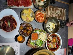 -草家酱蟹炭火烤肉店(珲春南路一店)