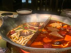 台式麻辣锅-湊湊火锅·茶憩(杭州湖滨银泰in77店)
