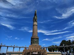 -人民防洪胜利纪念塔