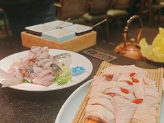 -得意咚瓜·顺德鱼生·冬瓜盅火锅