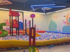 -嗨翻Hi-Fun竞技主题乐园·蹦床亲子生日轰趴(国光1937店)