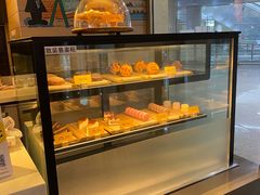 面包甜点陈列柜-麦当劳(天津站三店)