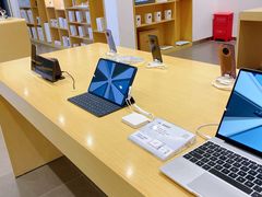 -华为授权体验店(中山公园来福士)