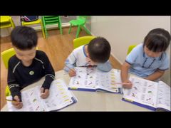 -i2青少儿英语(爱加星悦荟店)