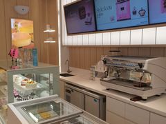 -好利来(中东店)