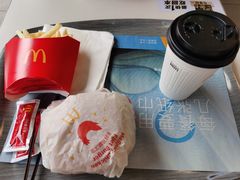 -麦当劳(宜昌东山大道店)