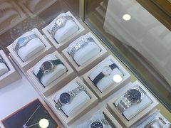 -海星奢选二手奢侈品手表包包鉴定回收寄卖(墨玉南路店)