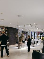 -悦SALON