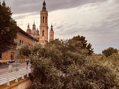 -皮拉尔圣母圣殿主教座堂