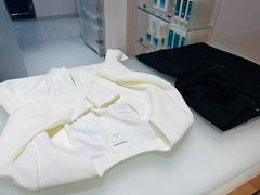 -福奈特洗衣·洗鞋·奢侈品护理(苏河湾店)