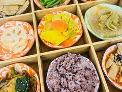 -轻蔬不用等·素食(江苏路店)