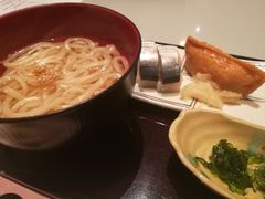 食事：温乌冬配秋刀鱼-南紀白浜 浜千鳥の湯 海舟