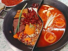 -肖婷姐大铁锅重庆火锅(南湖店)
