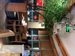 -蜜桃餐厅·伴山(湖滨商业街店)