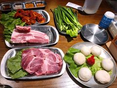 -·缸桶屋·韩式牛肋条自助烤肉(西湖D11店)