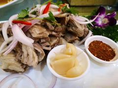 -马尔龙新疆饭店·清真(瑞景店)