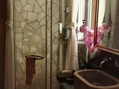 -芭东小镇温泉