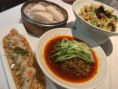 -江城小馆陕南妈妈菜·全球旅行餐厅(钟楼店)