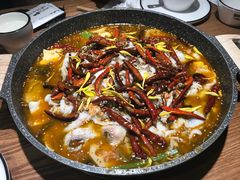 -山城外·非遗酸菜鱼(财富中心店)